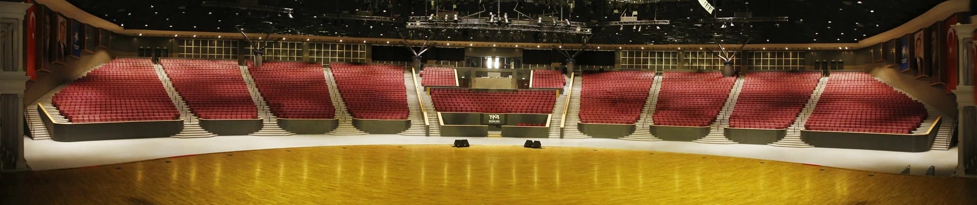 Yahya Kemal Beyatlı Gösteri Merkezi görseli