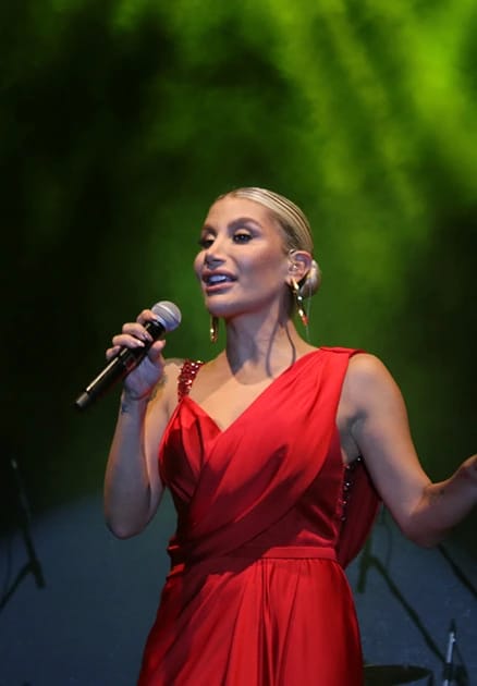 İrem  Derici