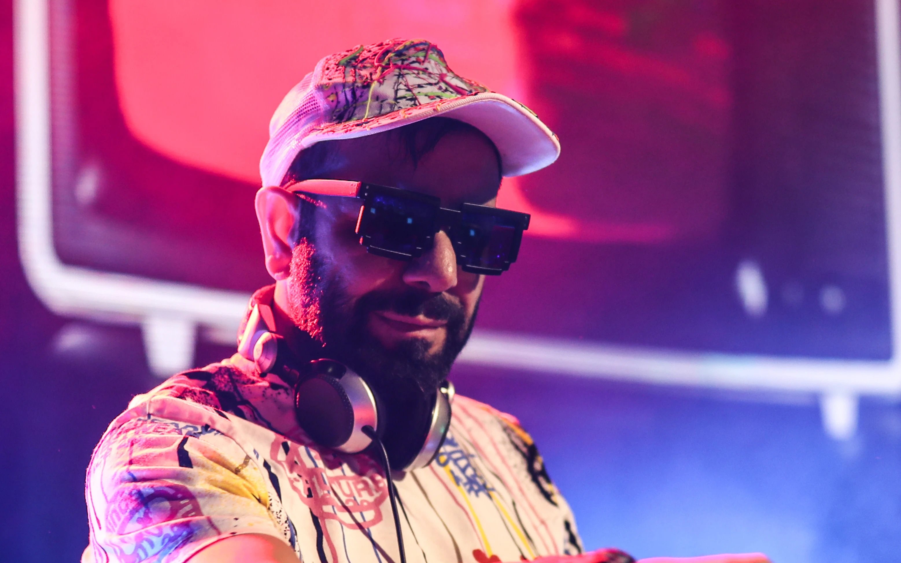 %100 Türkçe Pop Party Dj Hakan Küfündür