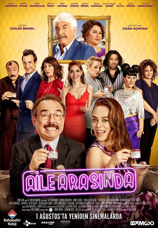 Aile Arasında Film Gösterimi
