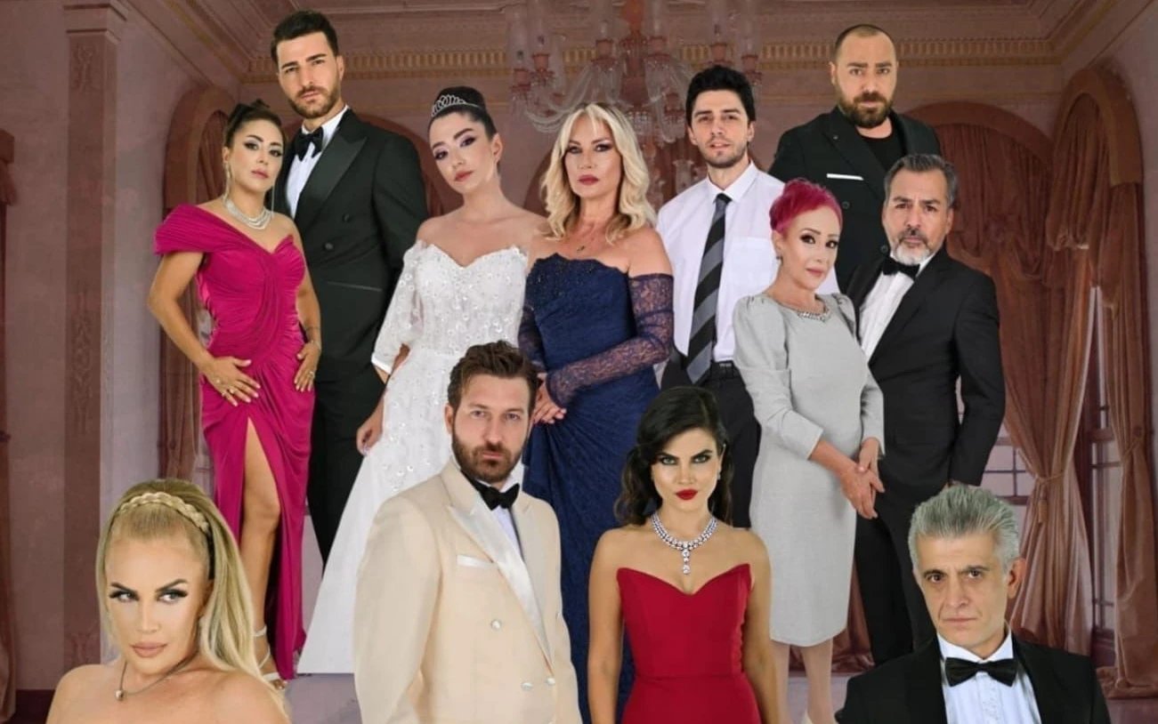 Aşk-ı Memnu: Hatıran Bende Saklı