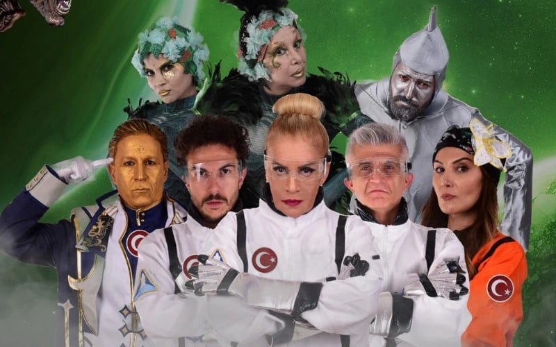 AstroTürkler Geliyor Oyunu