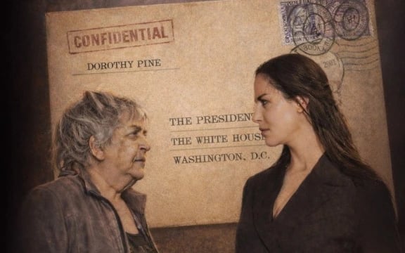 Halktan Biri Oyunu poster