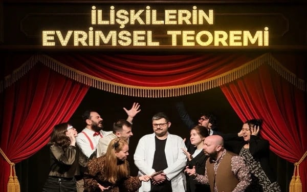 İlişkilerin Evrimsel Teoremi poster