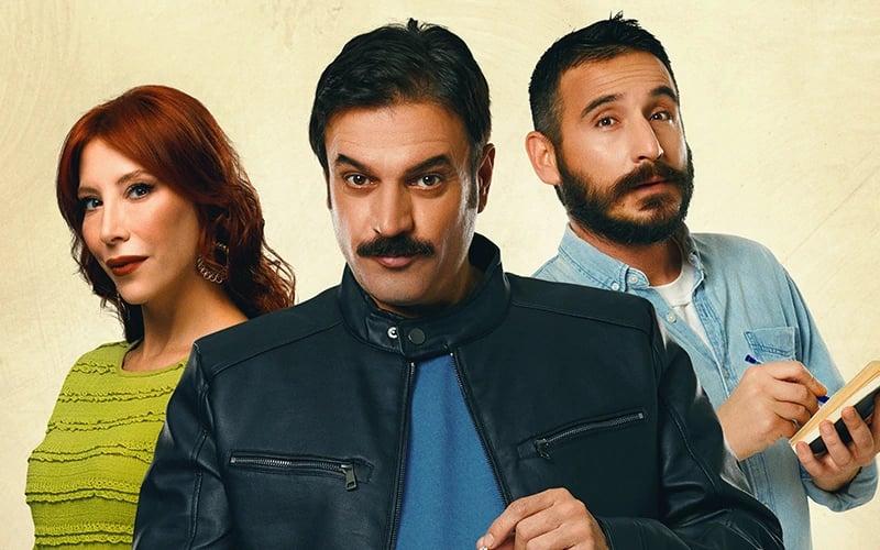 Seviyorsan Git Ayrıl Bence Oyunu poster