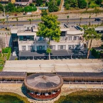 Del Lago Hotel Açık Hava mekan logosu