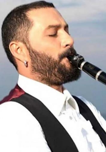 Hüsnü Şenlendirici