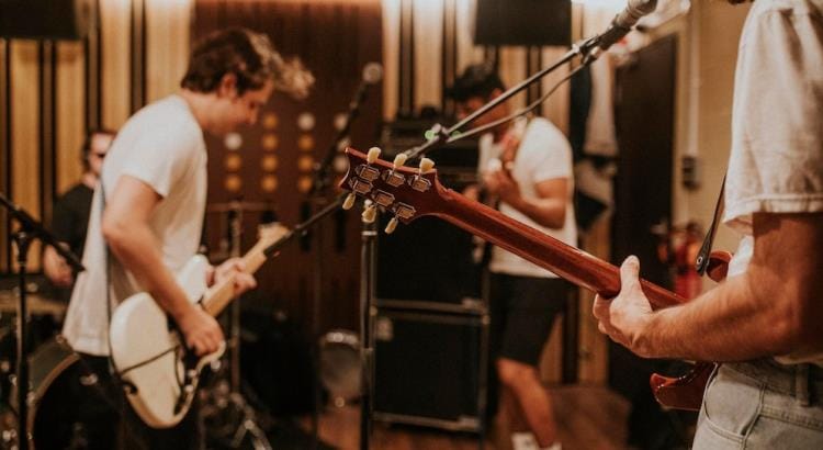 İzmir Alternatif Rock Konserleri