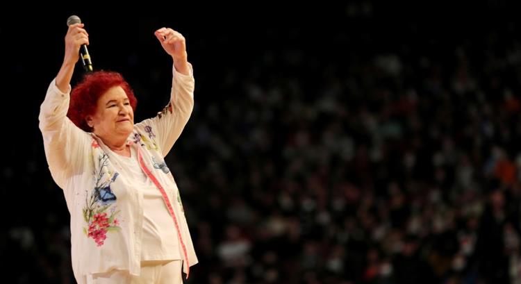 Selda Bağcan İzmir'de!