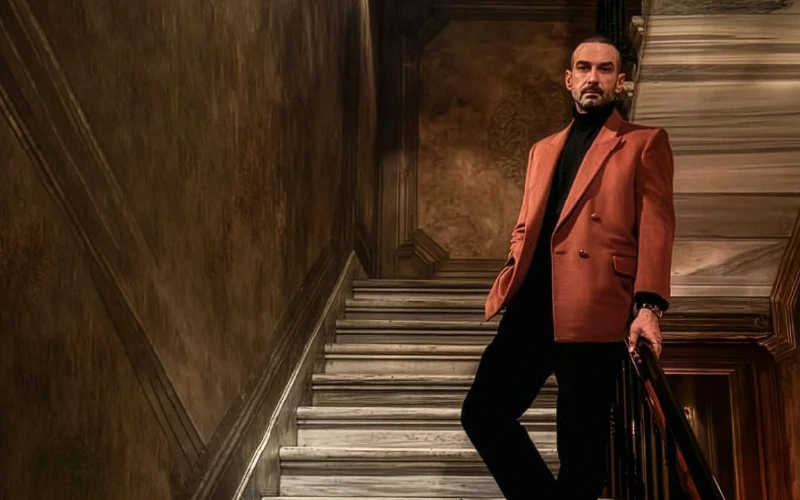 Kıvanç Kasar – Altın Saatler