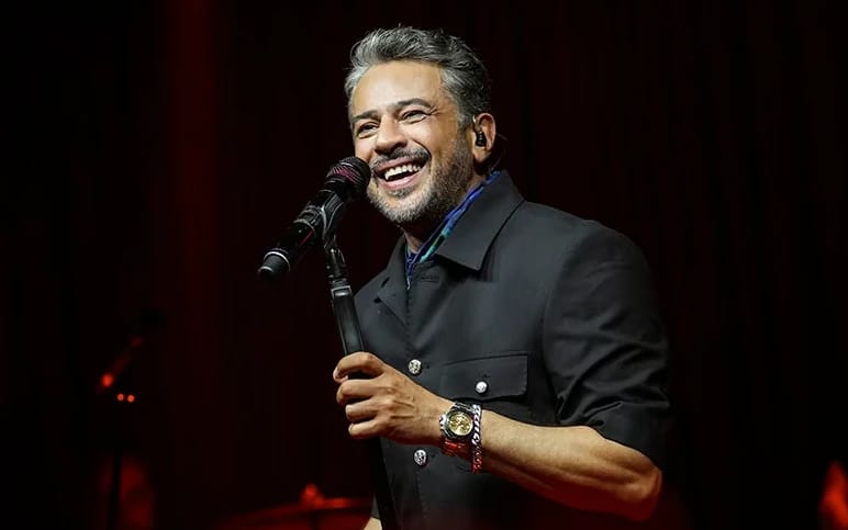 Emre Altuğ Konseri