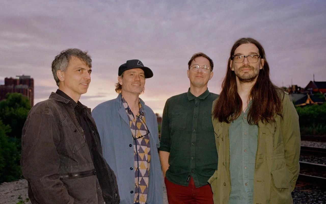 %100 Müzik Sunar: Holy Fuck