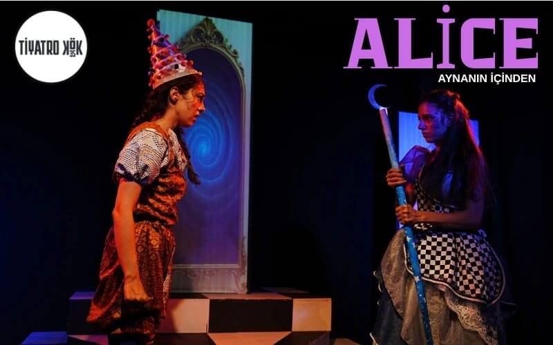 Alice - Aynanın İçinden