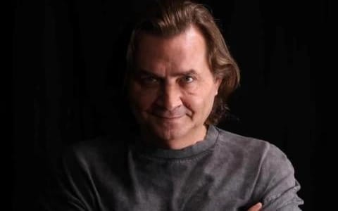 Armağan Çağlayan ile "Size Anlatacaklarım Var" 