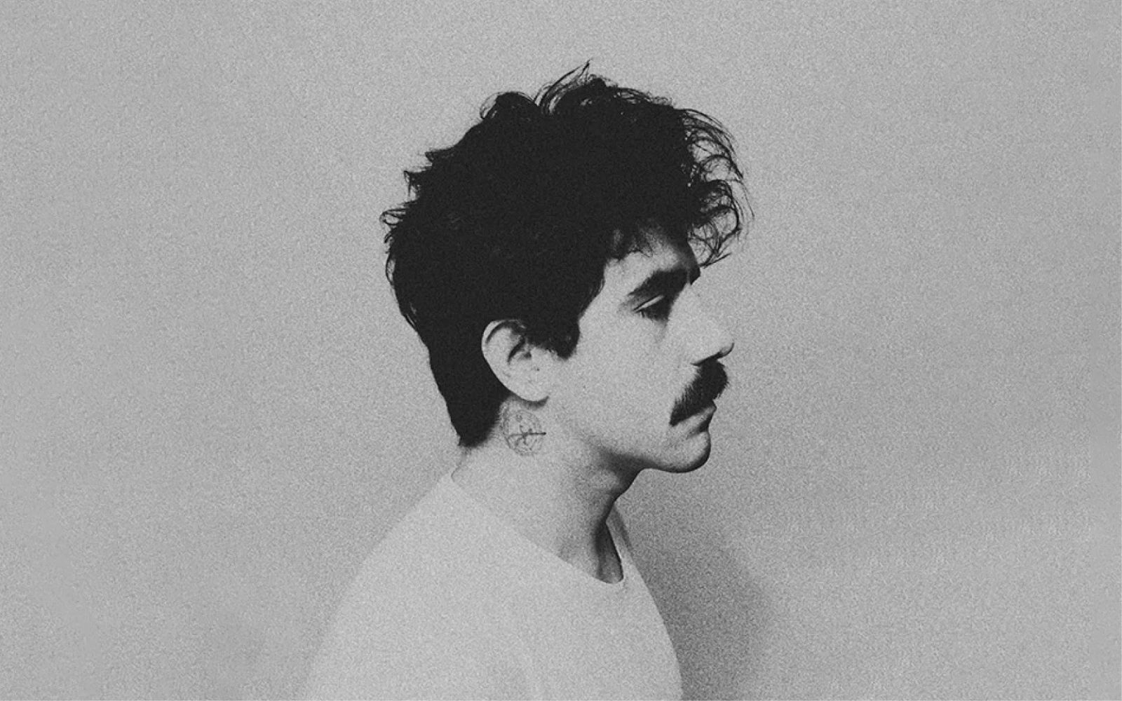 % 100 Müzik Sunar: BREK