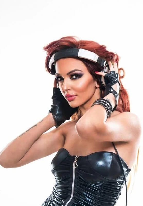 DJ Melis Akışka Konseri
