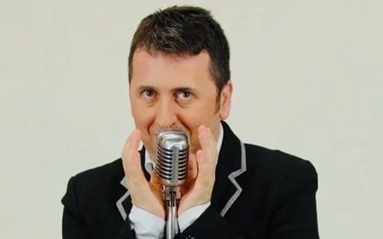 Metin Zakoğlu ile Edepsiz Komedi