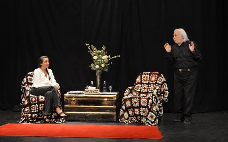 Müjdat Gezen - Baba Kız Oyunu