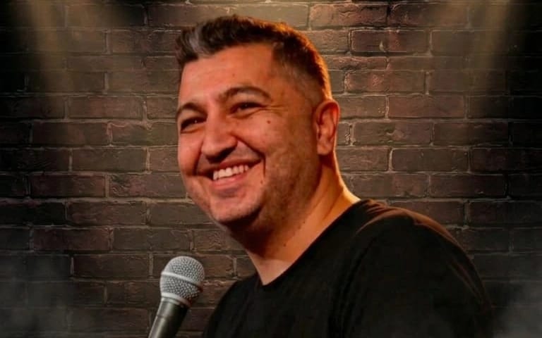 Murat Felek ile Kahkaha Dolu Gece: “Beni Rahatta Dinleyin”