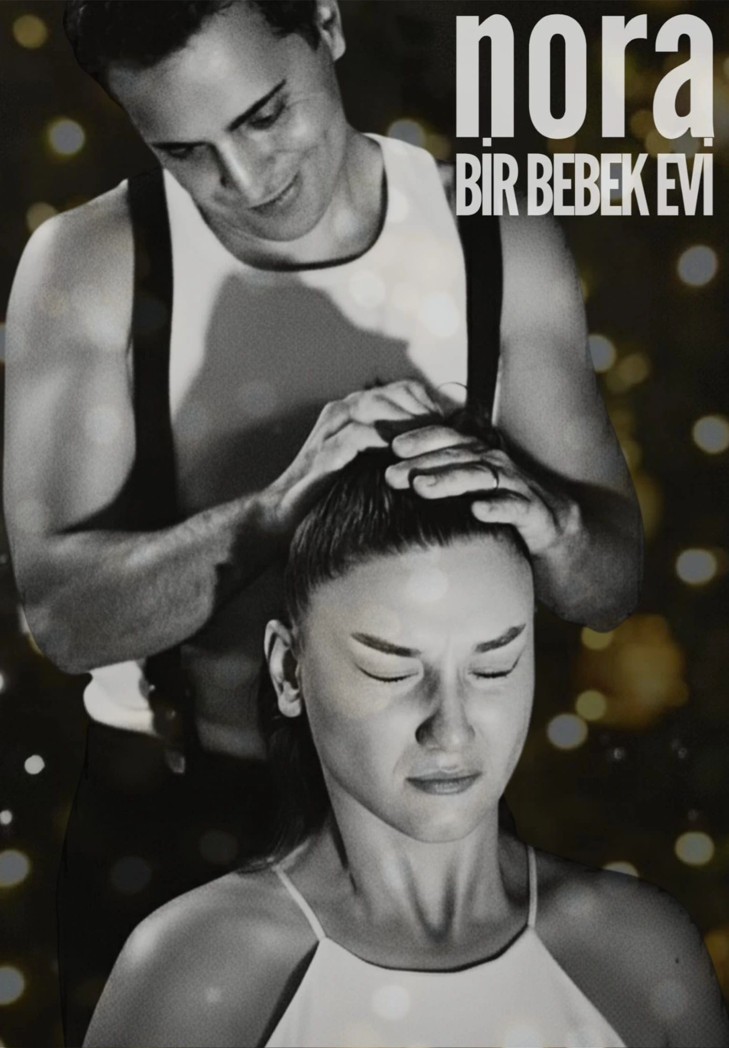 Nora Bir Bebek Evi