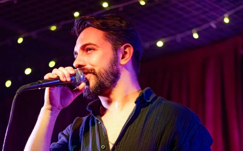 Okan Reis – Akustik Sahne