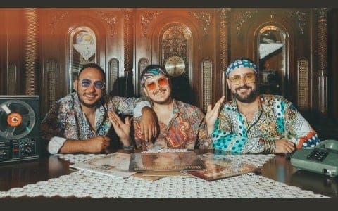 Old Boy's Kostümlü 90'lar Partisi