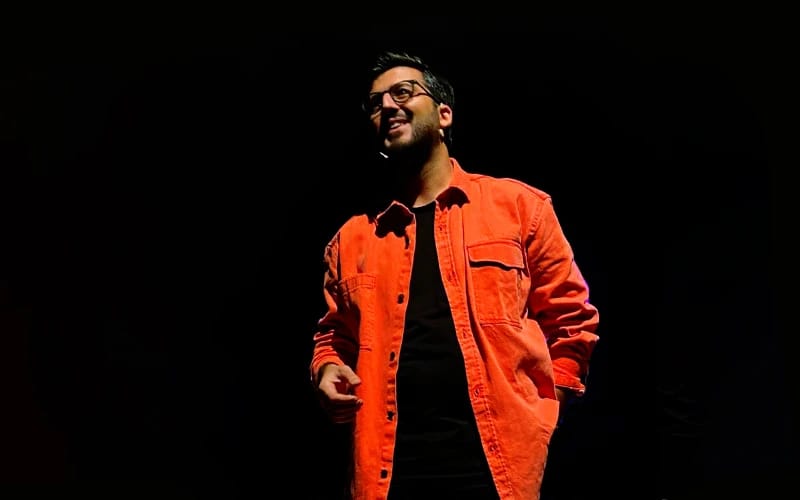 Öyle İş mi Olur!? - Berkant Priştine ( Oyun Berkant Priştine Stand Up Olarak Açılmalı)