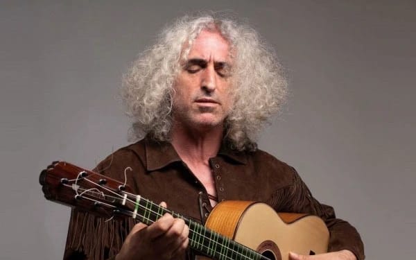 Tuvalimde Notalar / Ahmet Aslan