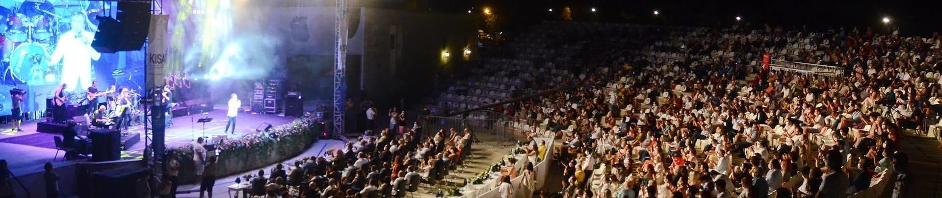 Kuşadası Altın Güvercin Amfi Tiyatro (Kuşadası AVM) görseli