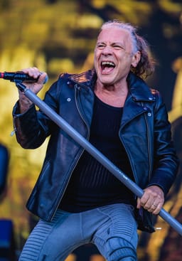 Bruce Dickinson