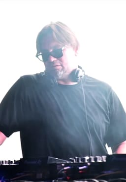 DJ Uğur