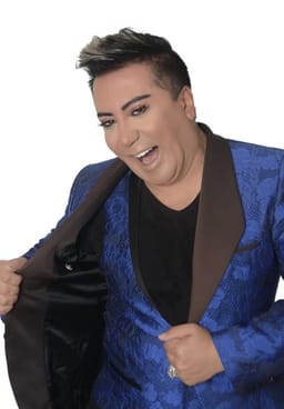 Murat  Övüç