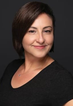 Özlem Tokaslan