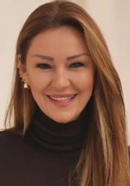 Pınar  Altuğ