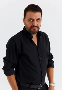 Şinasi Yurtsever