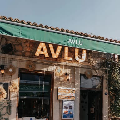Avlu Urla görseli