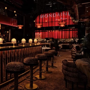 Mondaine de Pariso, Istanbul görseli