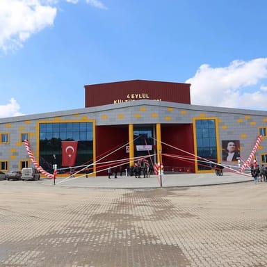 Sivas 4 Eylül Kapalı Spor Salonu görseli
