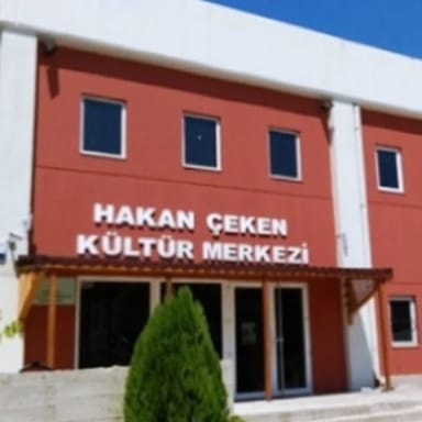 Urla Hakan Çeken Kültür Merkezi görseli