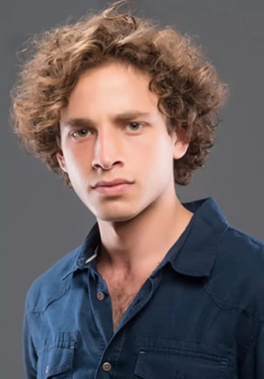 Cem Yiğit Üzümoğlu