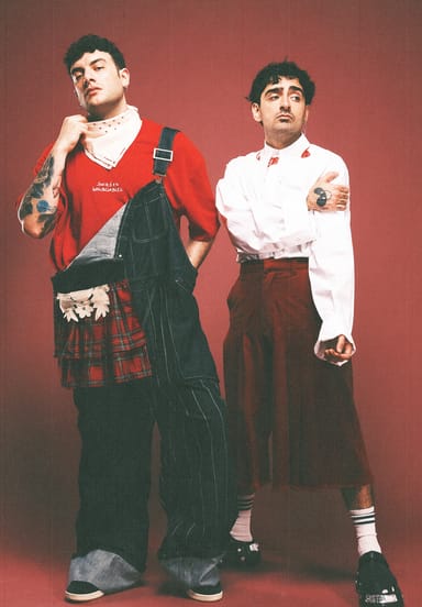 Dolu Kadehi Ters Tut