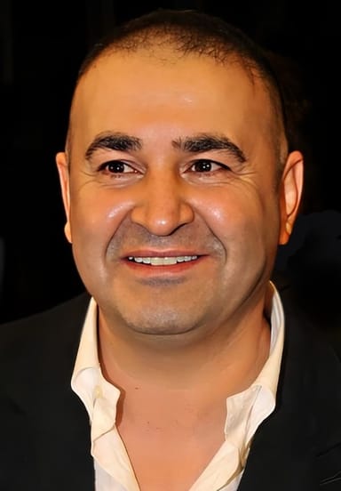Şafak Sezer