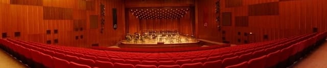 E.Ü. Konak AKM Yunus Emre Salonu