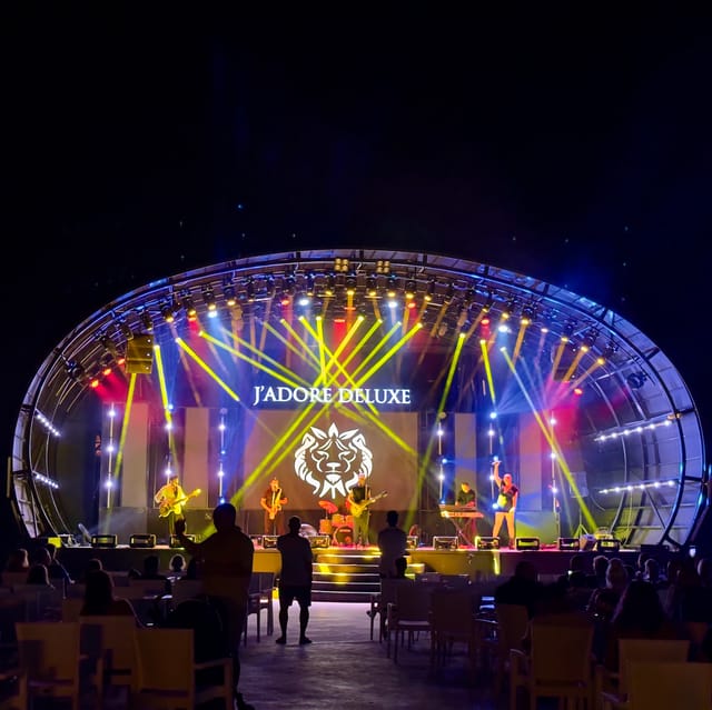 J'adore Deluxe Hotel