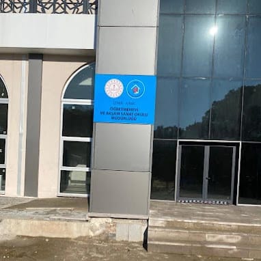 Kınık Öğretmenevi Tiyatro Salonu