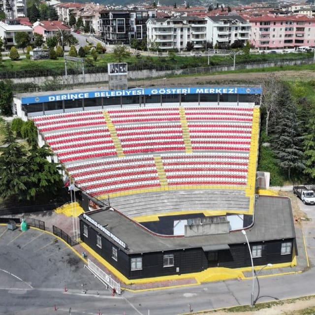 Kocaeli Derince Belediyesi Gösteri Merkezi