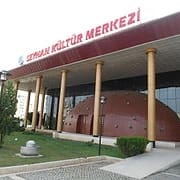 Adana - Seyhan Yaşar Kemal Kültür Merkezi - Mehmet Akif Ersoy Salonu