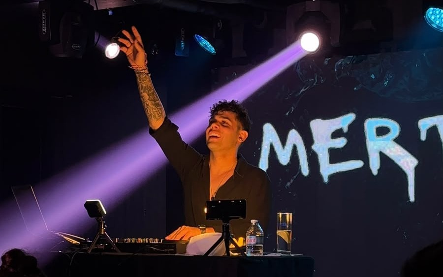 DJ Mert Demir - 90’lar 2000’ler Gecesi, 19 Eylül 2026, Hayal Kahvesi Güre, Balıkesir konser afişi