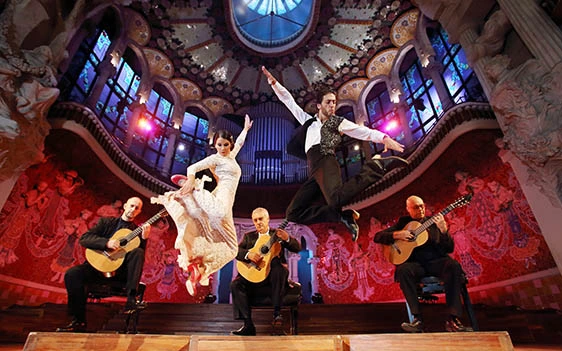 Barcelona Gitar Trio & Dans Gösterisi, 31 Ekim 2026, Merinos AKM Osmangazi Salonu, Bursa konser afişi