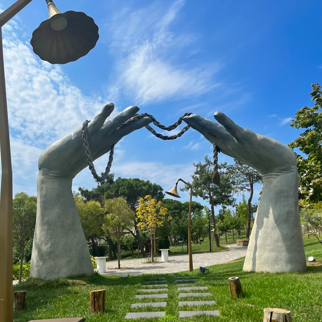 Demokrasi ve Özgürlükler Adası